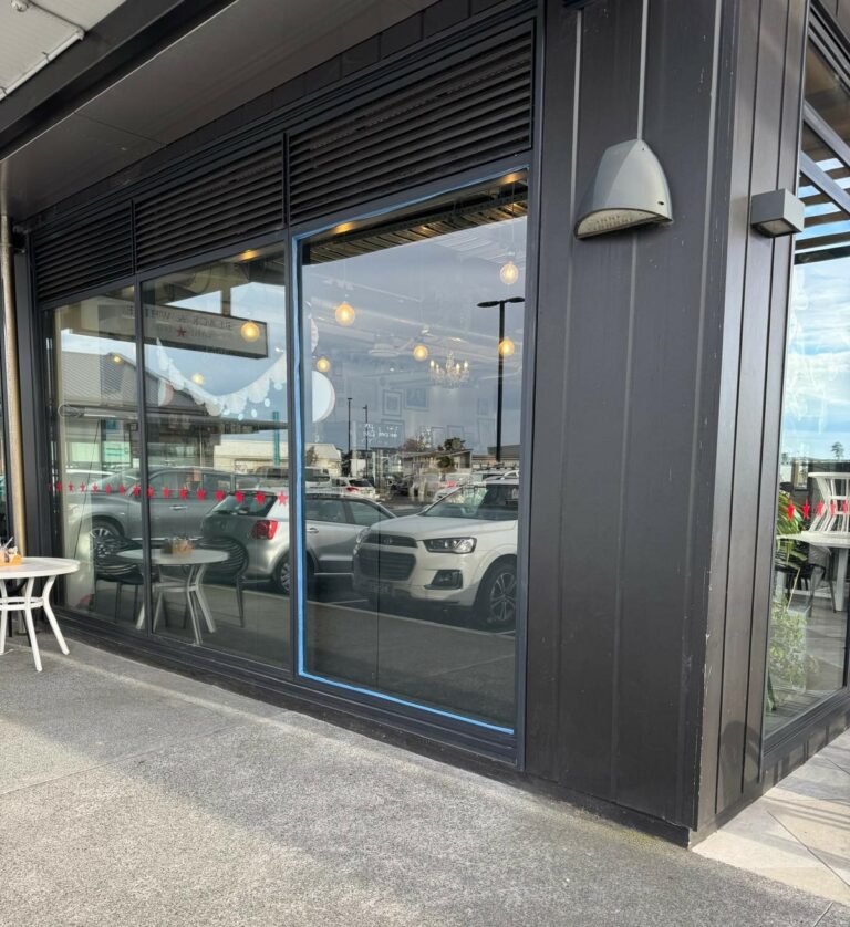 Black & White Coffee Cartel Takanini